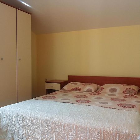 Apartments Villa Dalmatina Vodice Exterior photo